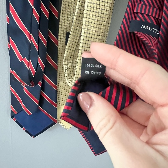 Nautica Ties Bundle of 4 100% silk - Picture 6 of 6